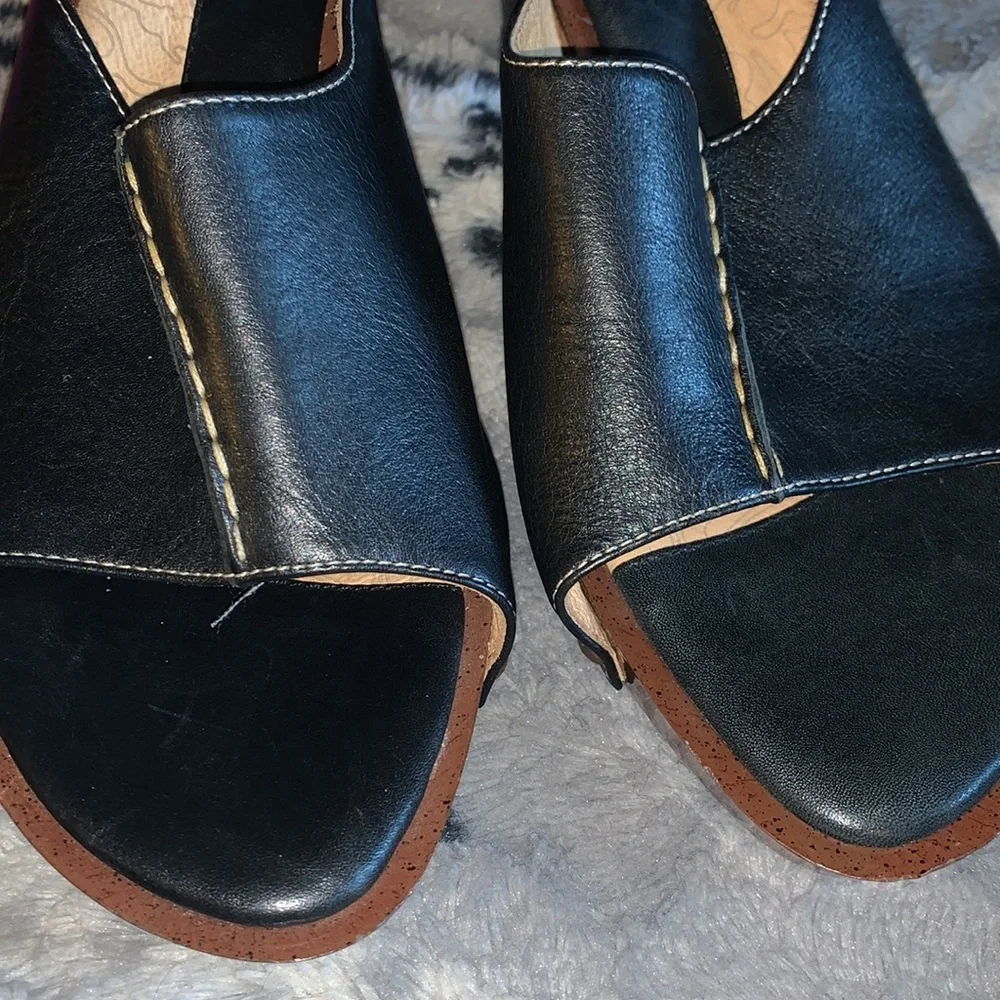 Sofft Leather Open Toe Sandals / Heels — 9.5